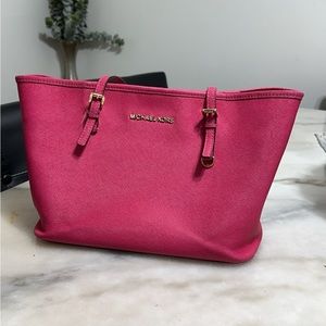 michael kors pink bag small